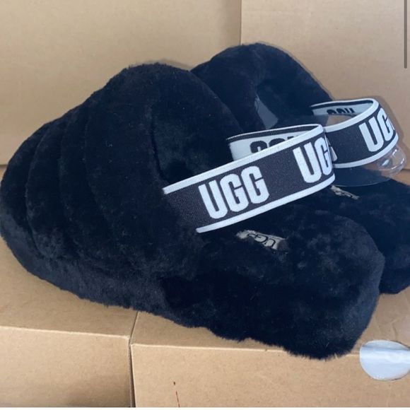 UGG Shoes - UGG FLUFF YEAH SLIDE